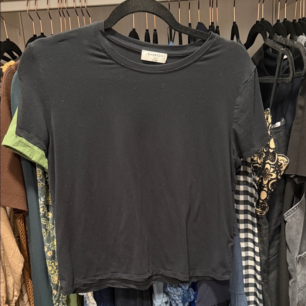 Aritzia Black Short Sleeve Crewneck Tee